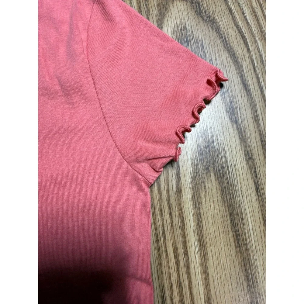 Old Navy Girls M 8 Coral Lettuce Trim Ribbed Short Sleeve Notched Neck Tee NWT